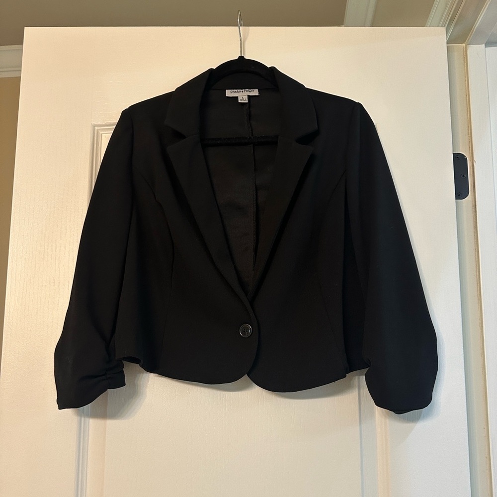 Shelby & Palmer Classic Black Cropped Blazer